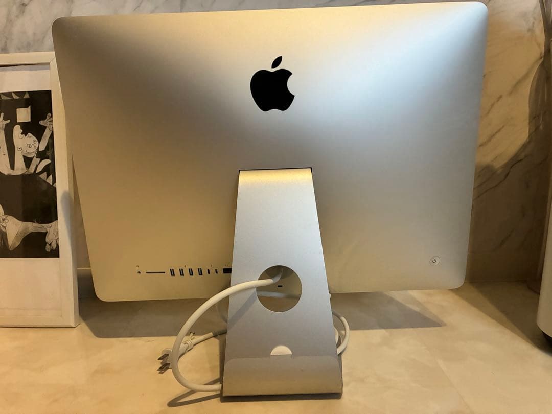 iMac (Retina 4K, 21.5-inch, 2019)スピード配送！