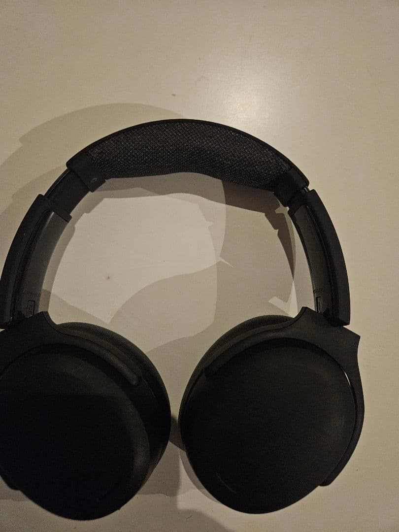 Skullcandy crusher anc2 イヤーパッド破れあり