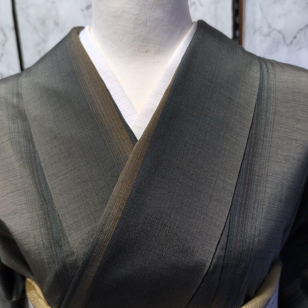 正絹大島紬小紋着物 　ストライプ　モスグリーン系色々