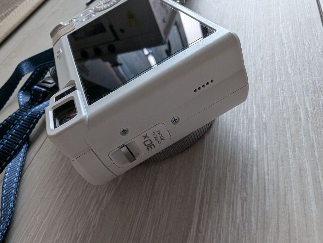 Panasonic Lumix ホワイト デジタルカメラ DMC-TZ85