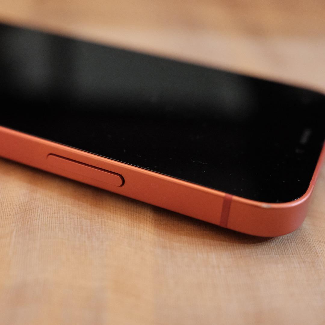 【訳あり品】iPhone 12 mini red docomo SIMフリー