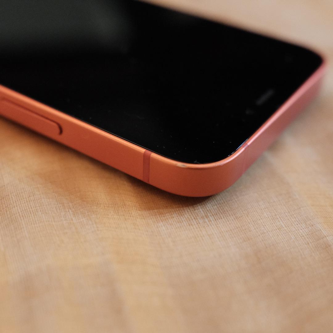 【訳あり品】iPhone 12 mini red docomo SIMフリー