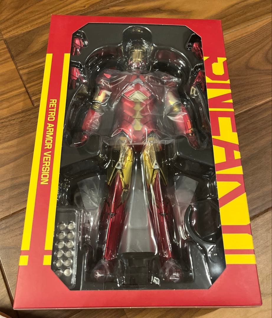 ⭐️売切必至‼️ホットトイズアイアンマンマーク１５⭐︎レトロアーマー版1/6スニーキー
