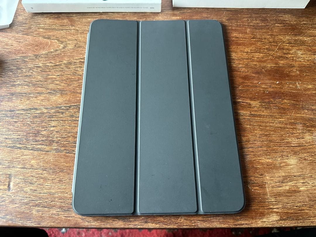 【美品】iPad Air 第5世代 64GB Cellular 純正カバー付