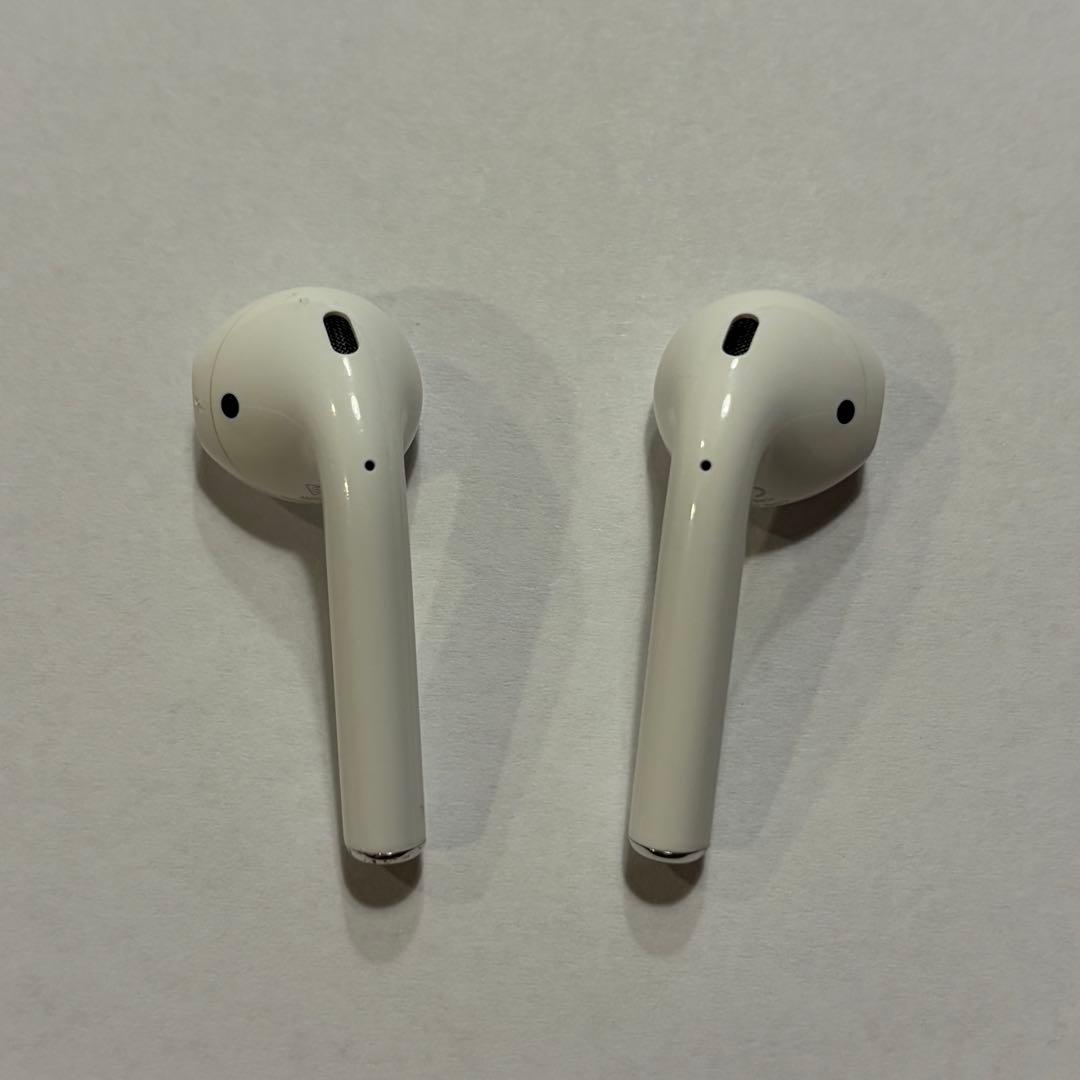 イヤホン AirPods2 with Wireless Charging Case