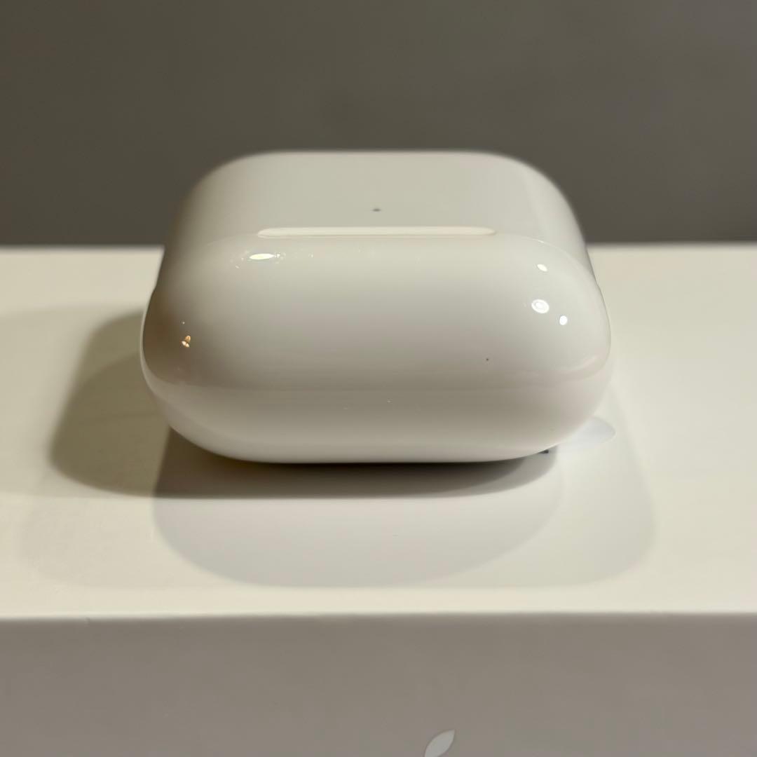 イヤホン AirPods2 with Wireless Charging Case