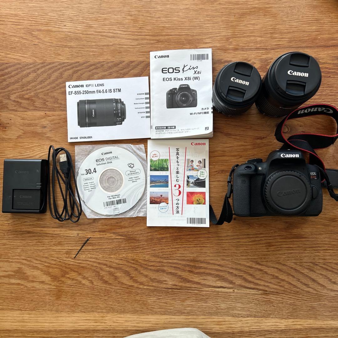 Canon EOS Kiss x8i ダブルズームキット