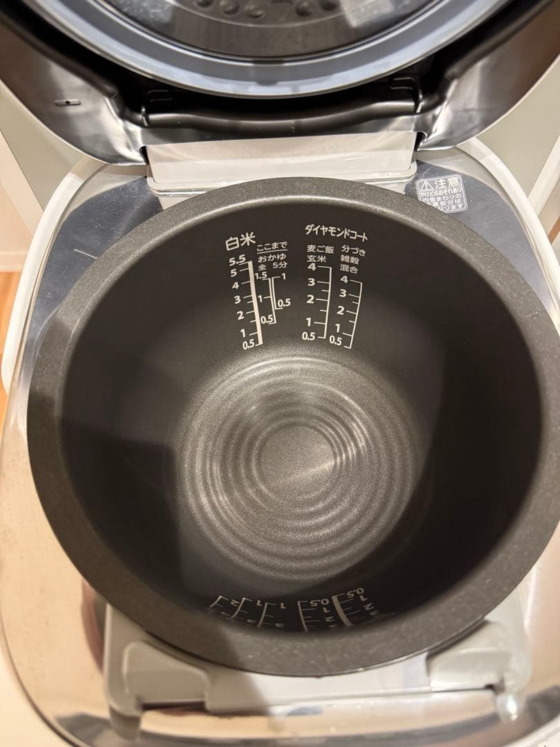 送料込み TOSHIBA RC-10VSN　真空圧力かまど炊き 説明文つき