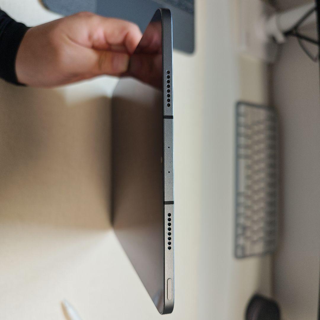 iPad本体 Bluetoothキーボード付き