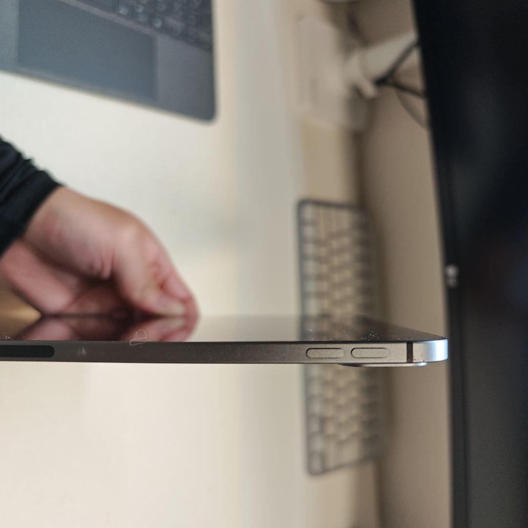 iPad本体 Bluetoothキーボード付き