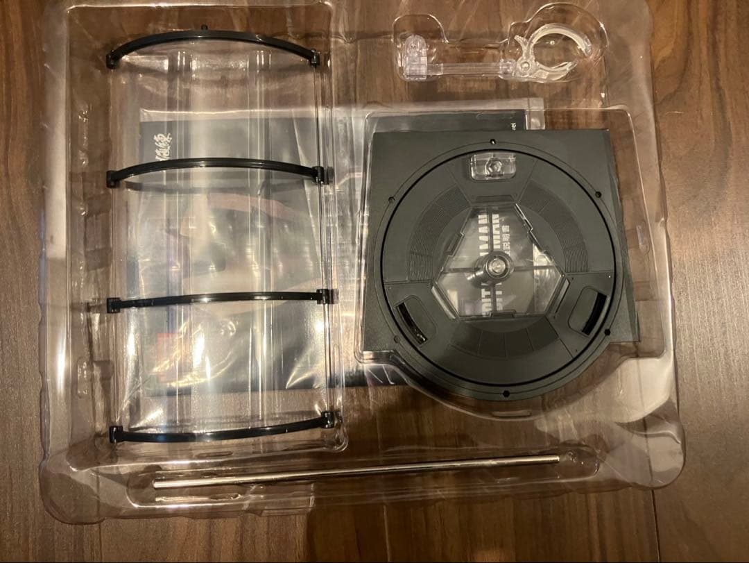 センチネル　千値練　アイアンマン　IRONMAN BLACK X GOLD