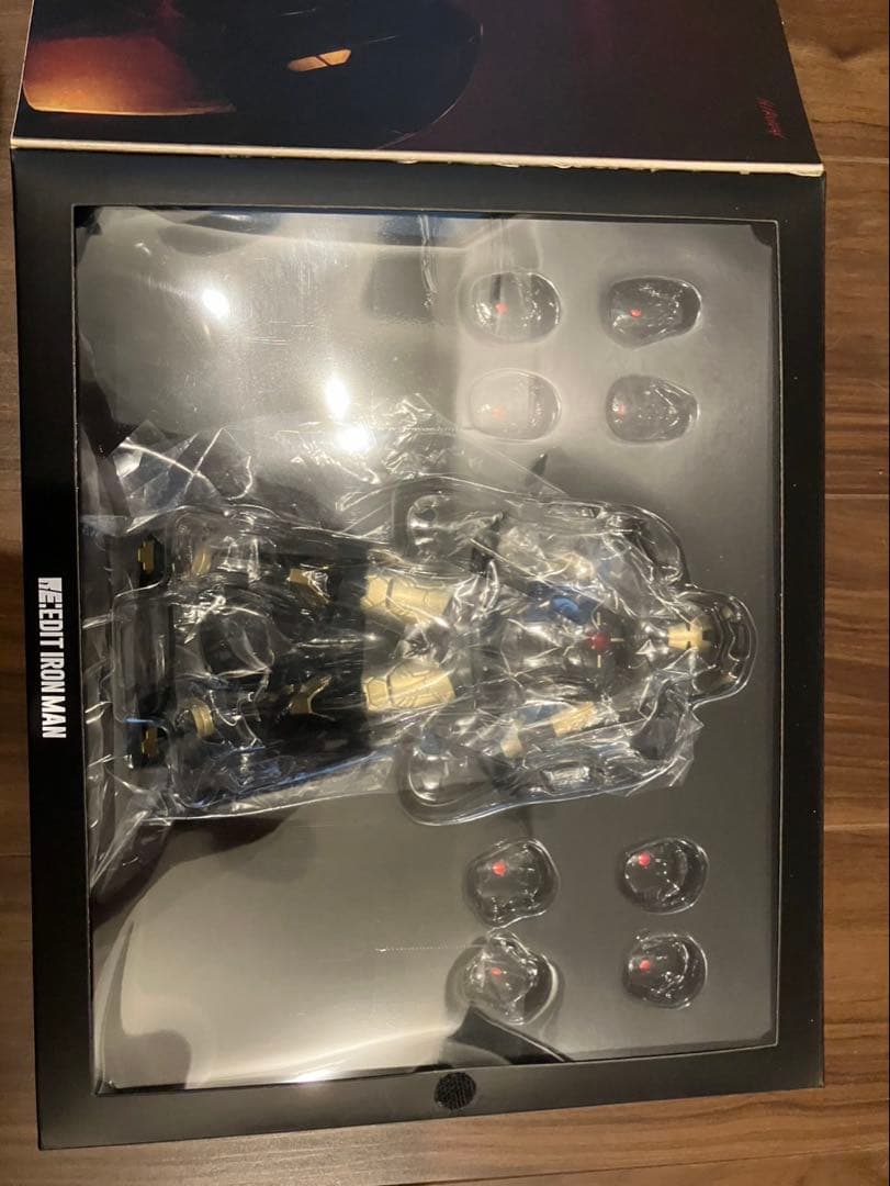 センチネル　千値練　アイアンマン　IRONMAN BLACK X GOLD