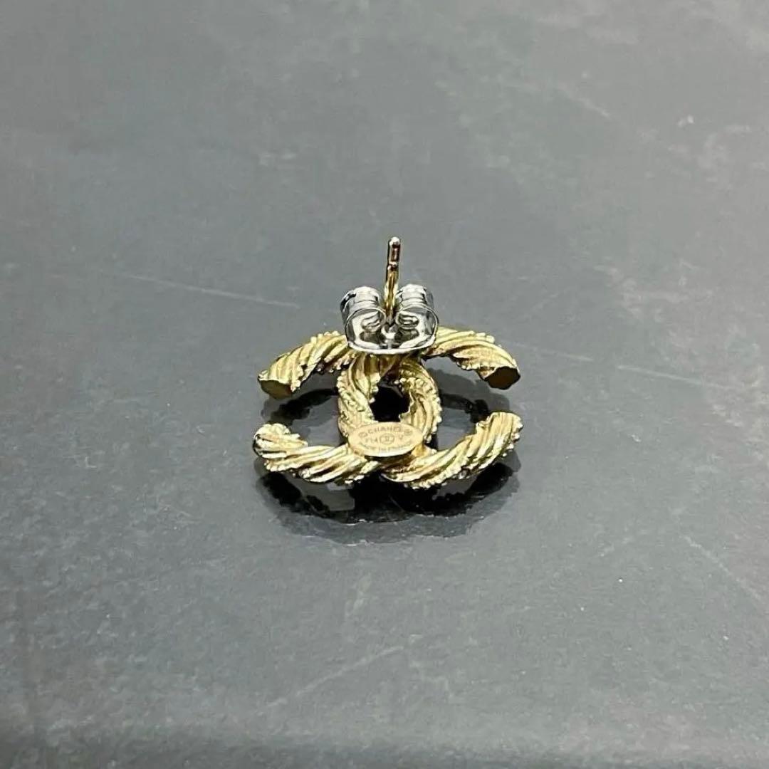 CHANEL/シャネル/ピアス/片耳/ゴールド/ねじれ/ヴィンテージ