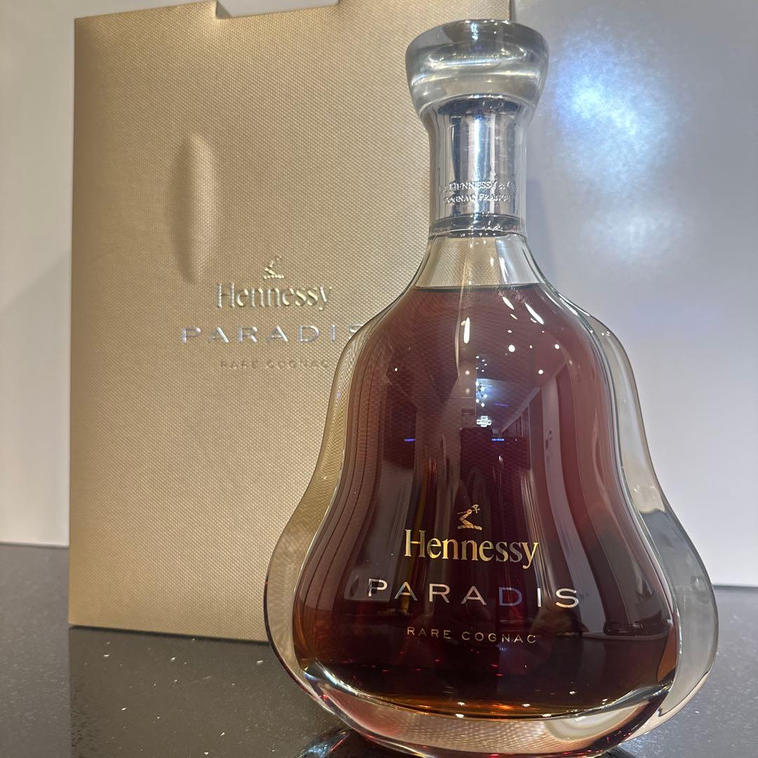 Hennessy Paradis 700ml 専用ボックス付き