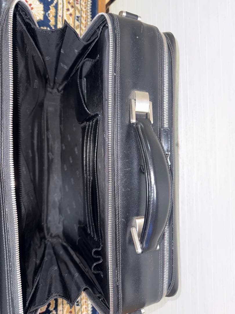 MONTBLANC ブラック ビジネスバッグ