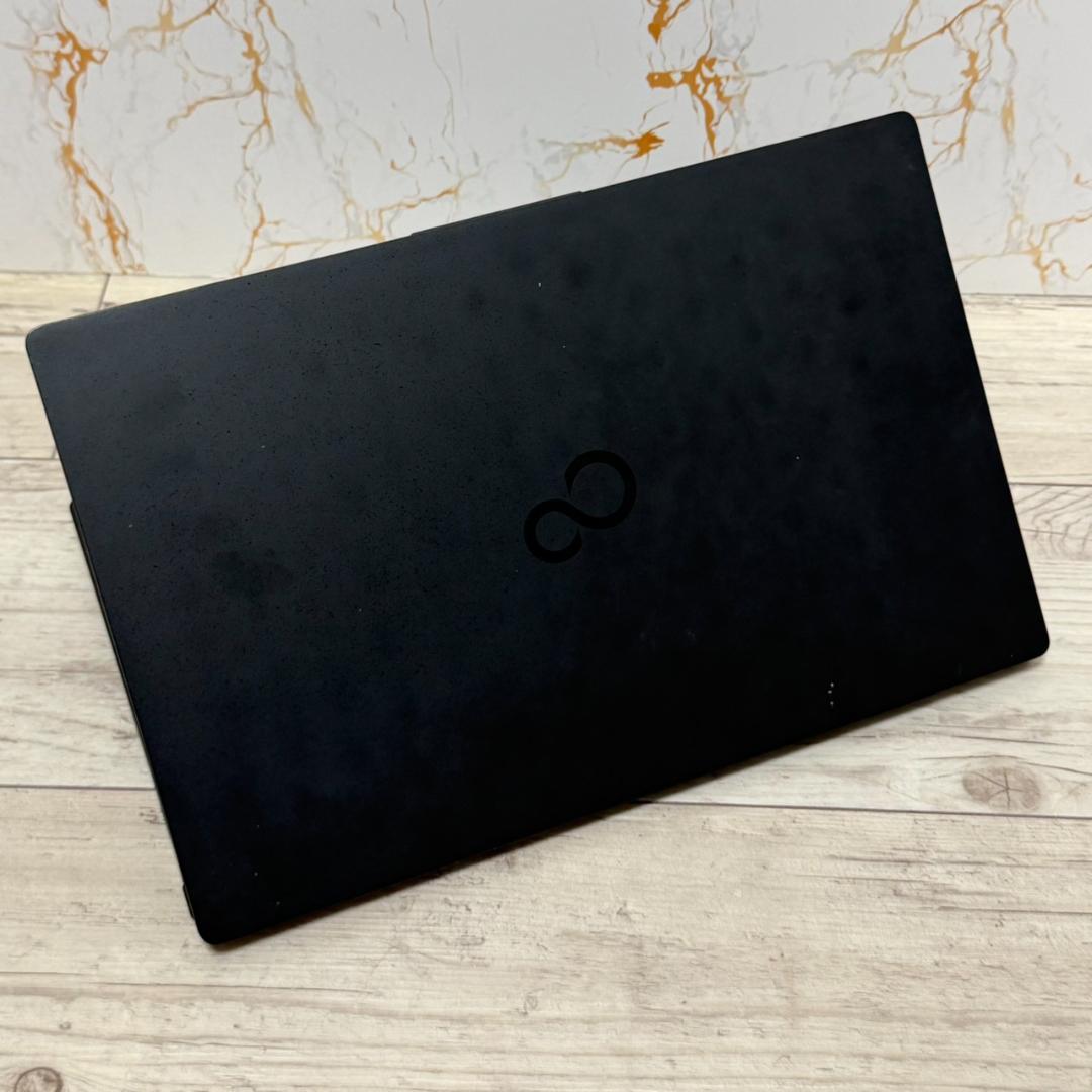 FUJITU ノートPC 第11世代 i5/8GB/256GB オフィス付き