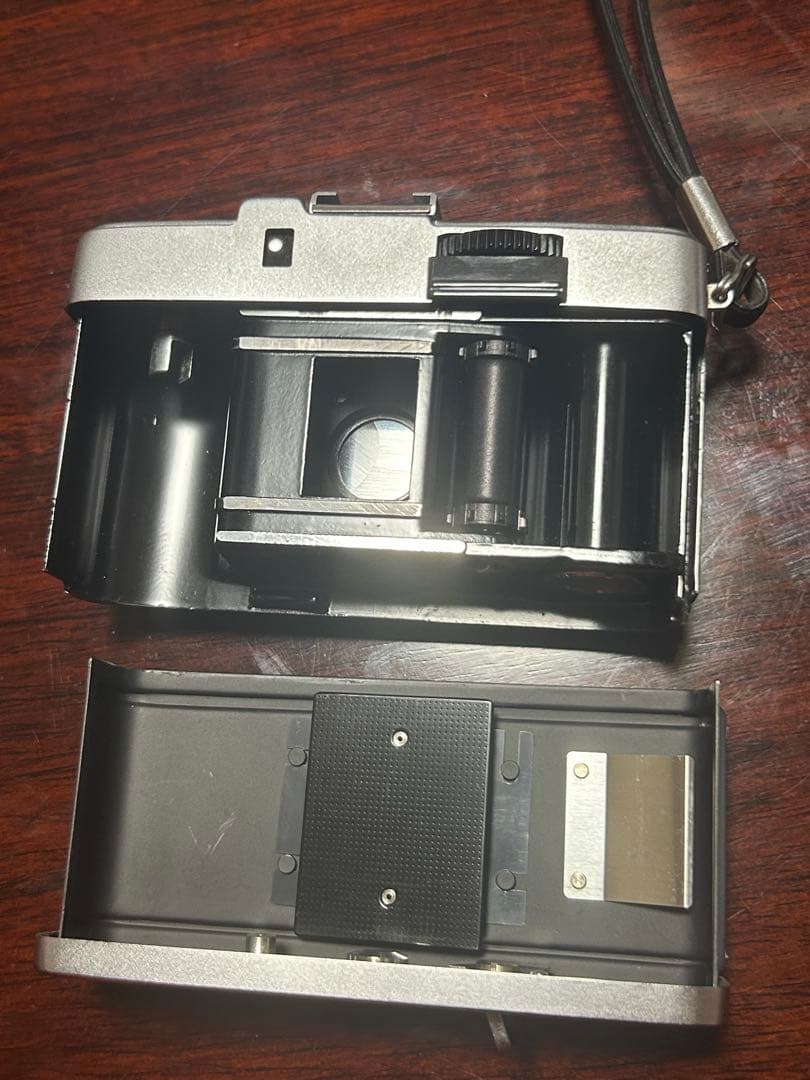 OLYMPUS-PEN （オリンパス初期型ペン） F2.8cm3.5