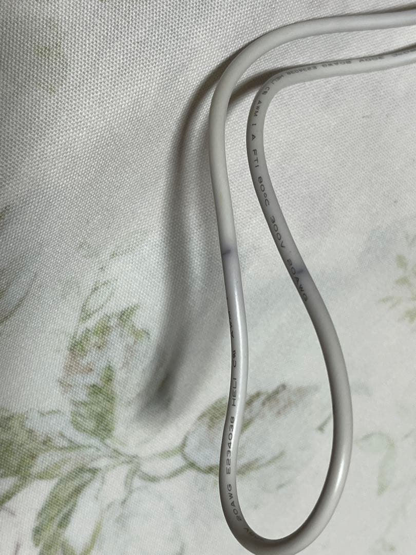 NEWA 美顔器 ゴールド 充電器付き