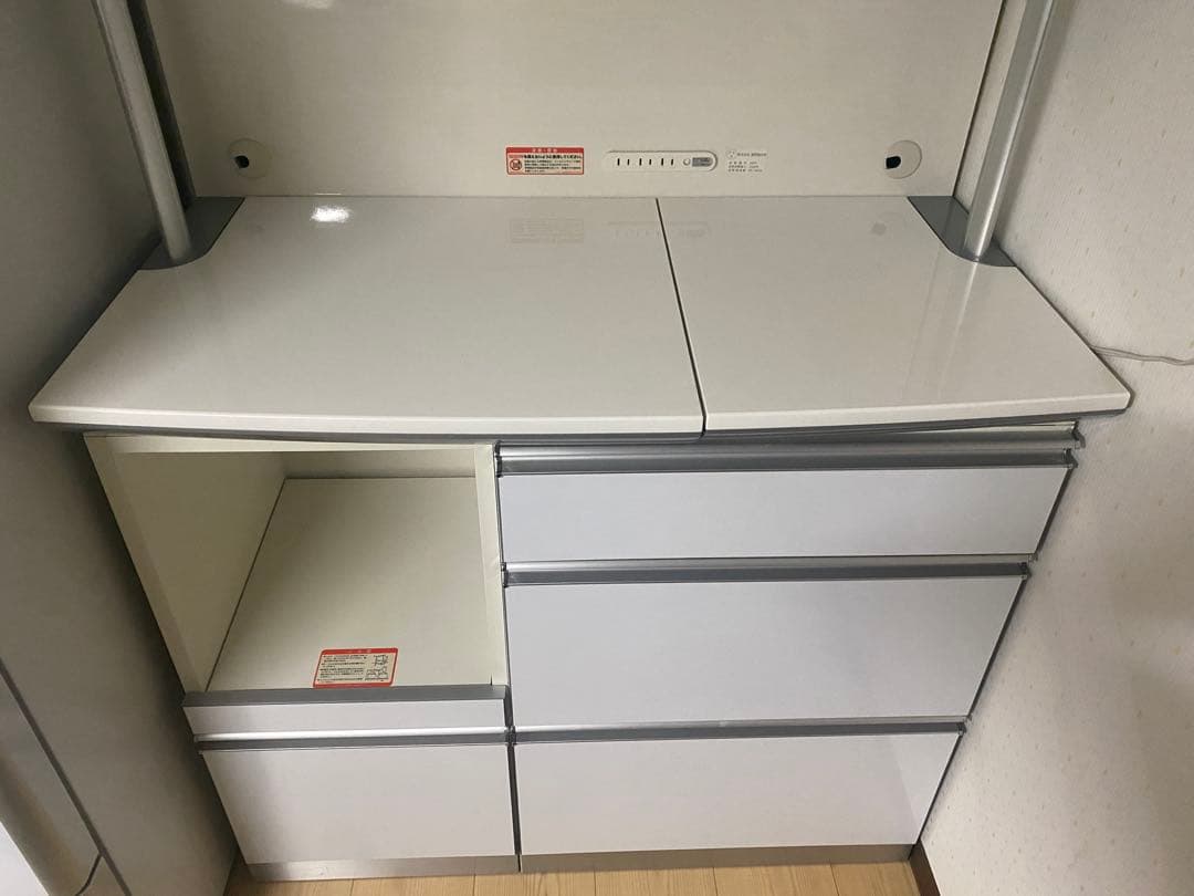 1/25までの出品です。綾野製作所　ホワイトキッチンカウンター スライド扉付き