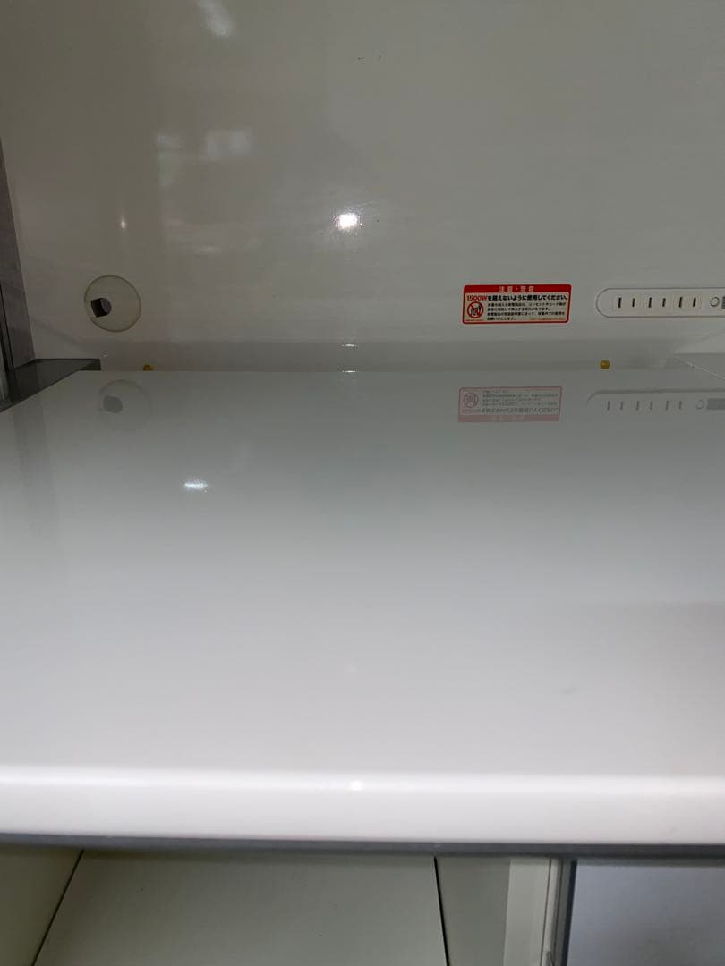 1/25までの出品です。綾野製作所　ホワイトキッチンカウンター スライド扉付き