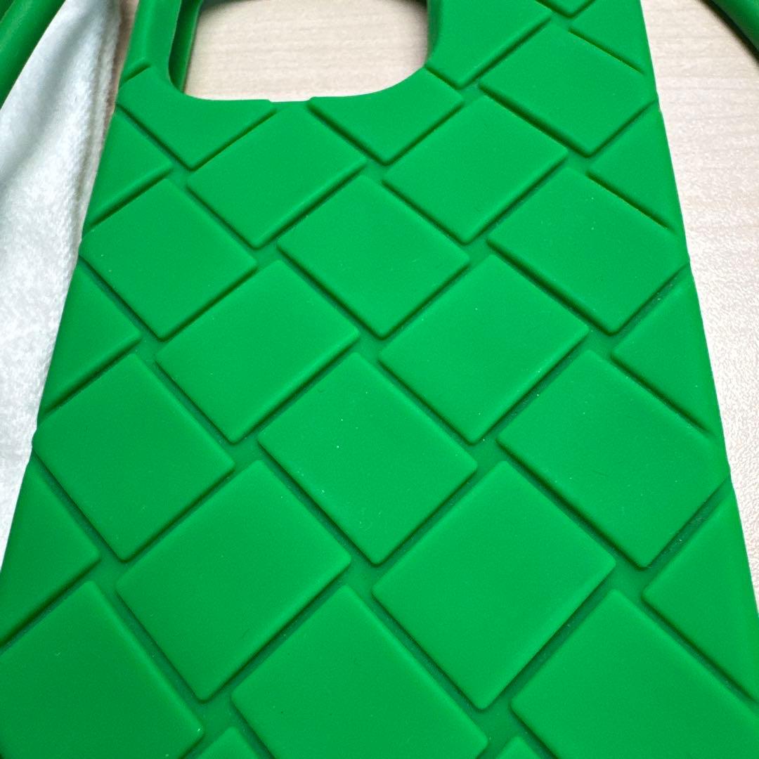iPhone14pro シリコン　ケース　カバー ボッテガヴェネタ