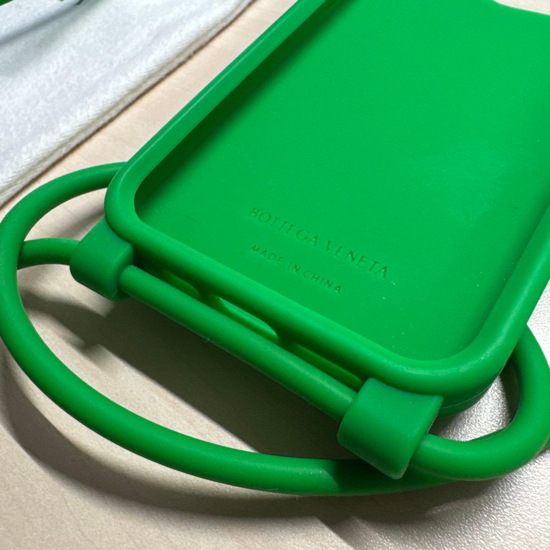 iPhone14pro シリコン　ケース　カバー ボッテガヴェネタ