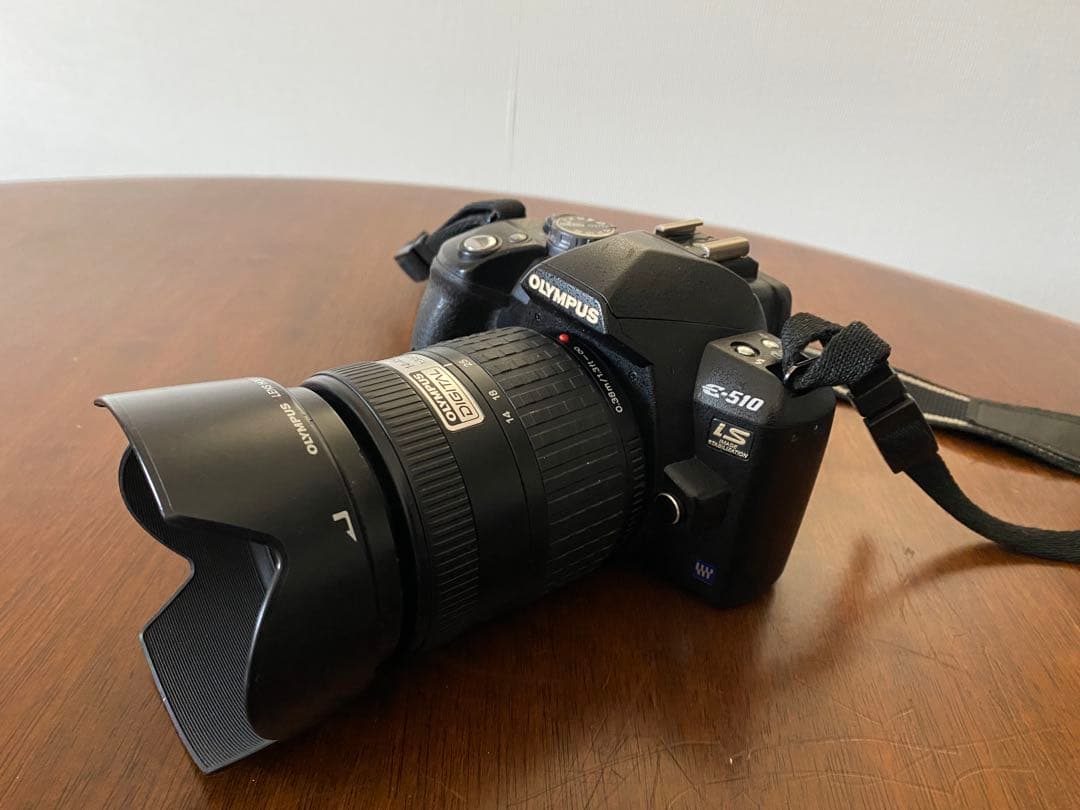 【美品】OLYMPUS E-510 デジタル一眼レフカメラ、標準ズームレンズ