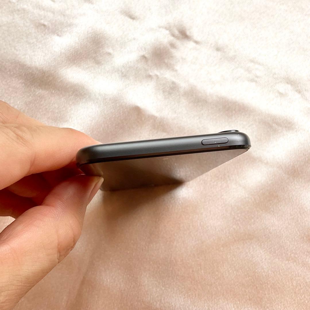 グレイ iPod touch 第6世代 64GB アイポッド 本体 k