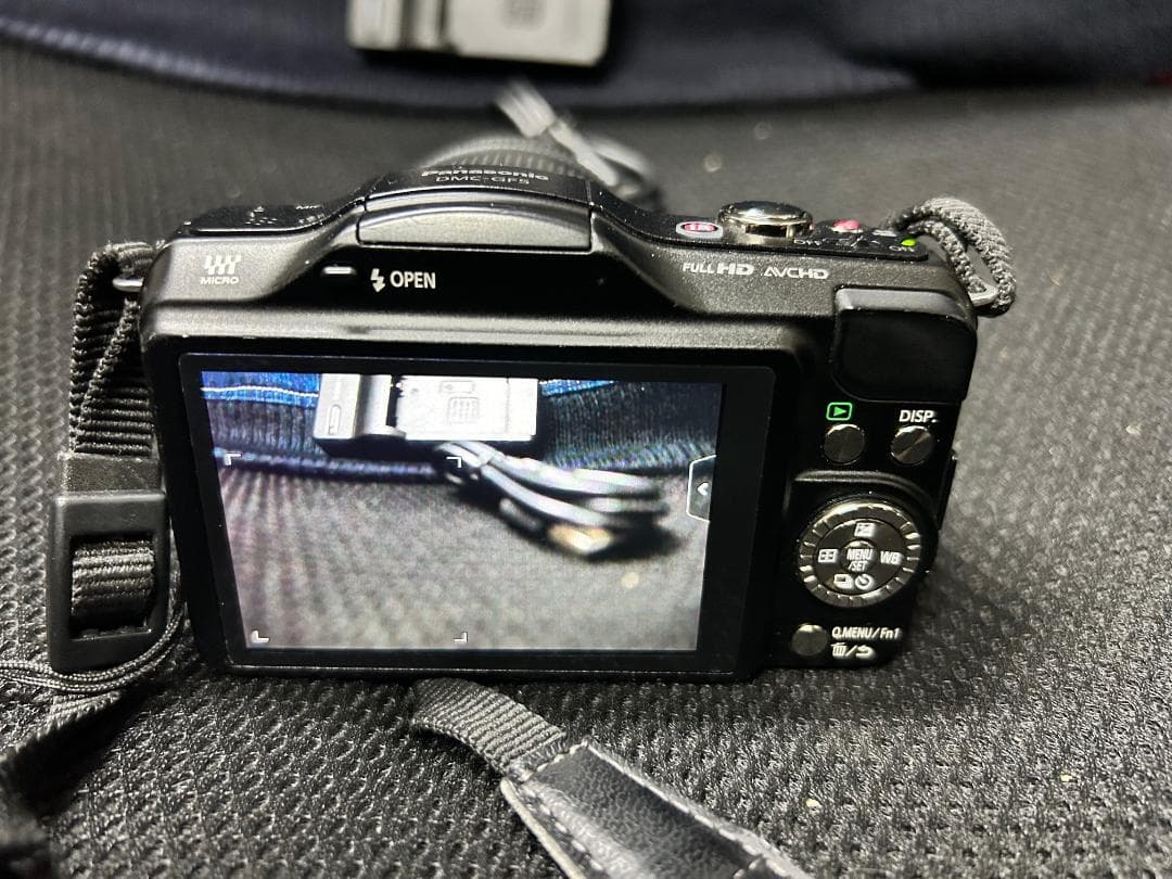 デジタルカメラ Panasonic LUMIX DMC-GF5 G VARIO 14-42mm