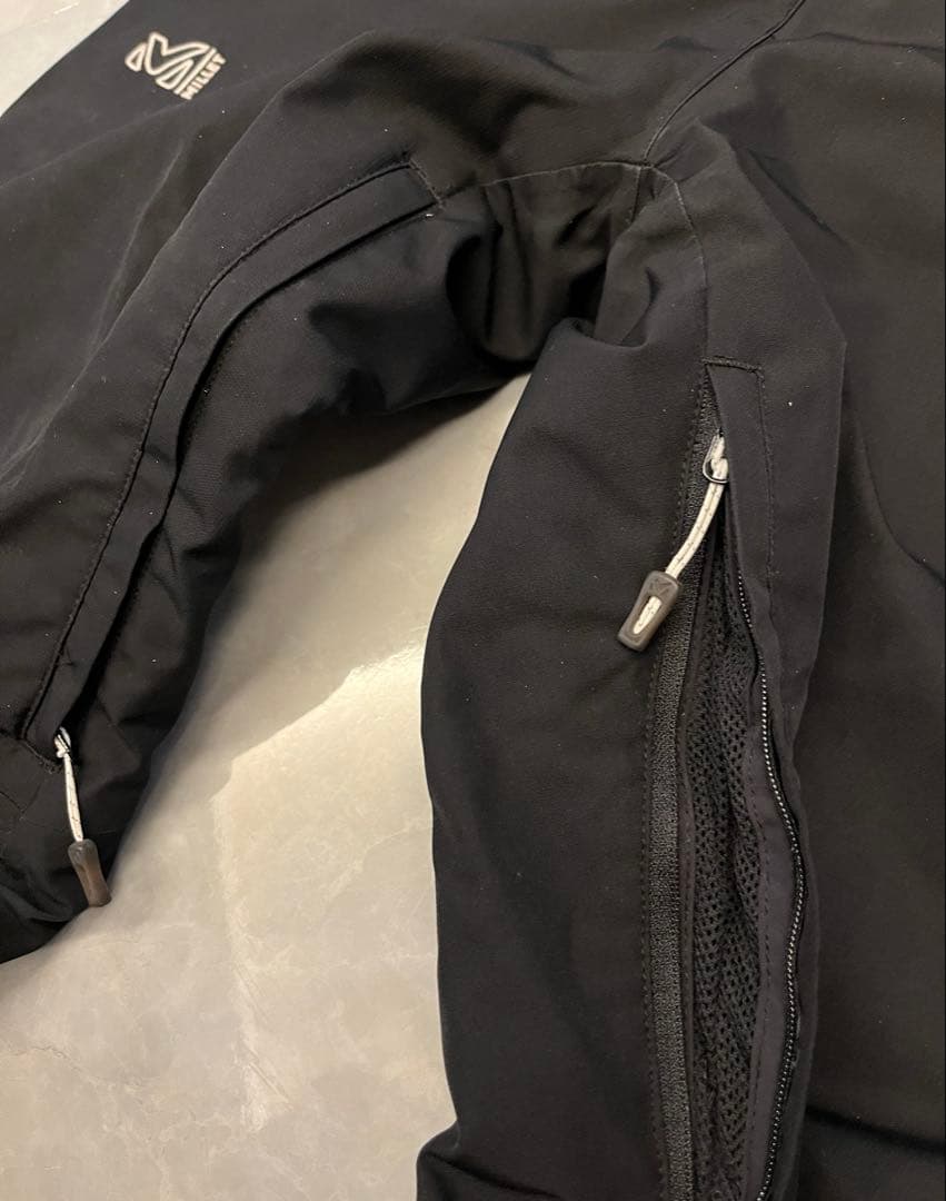 MILLET ミレー レディース S 　スキーウェア　上下セット スノボウェア