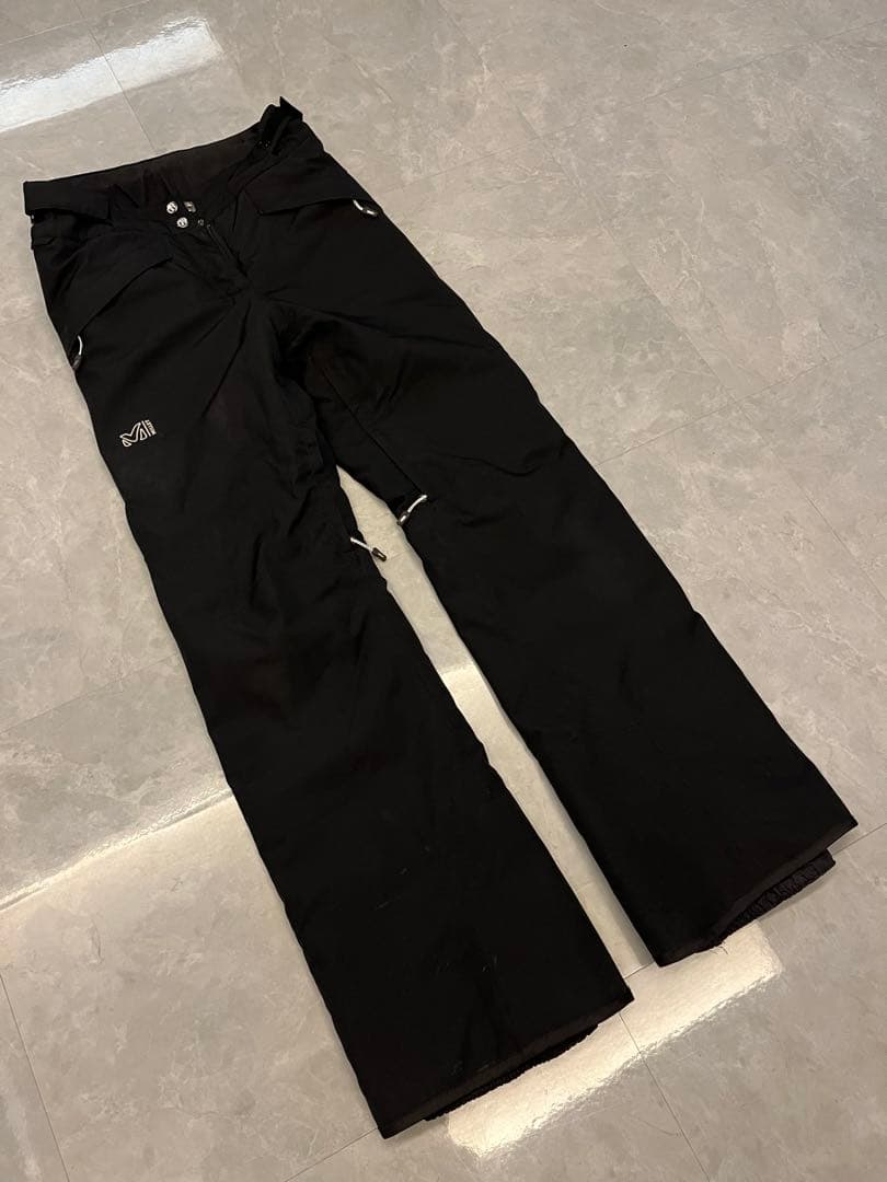 MILLET ミレー レディース S 　スキーウェア　上下セット スノボウェア