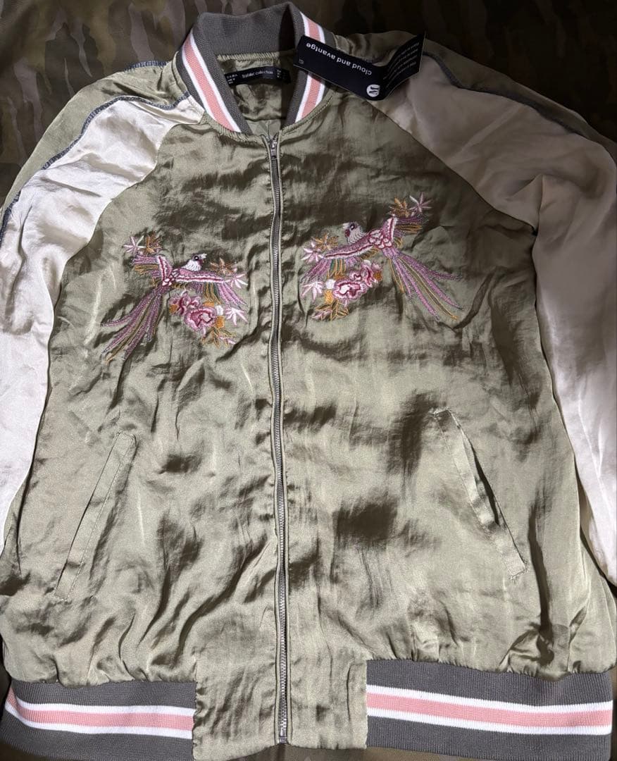 スカジャン　人気完売　未使用