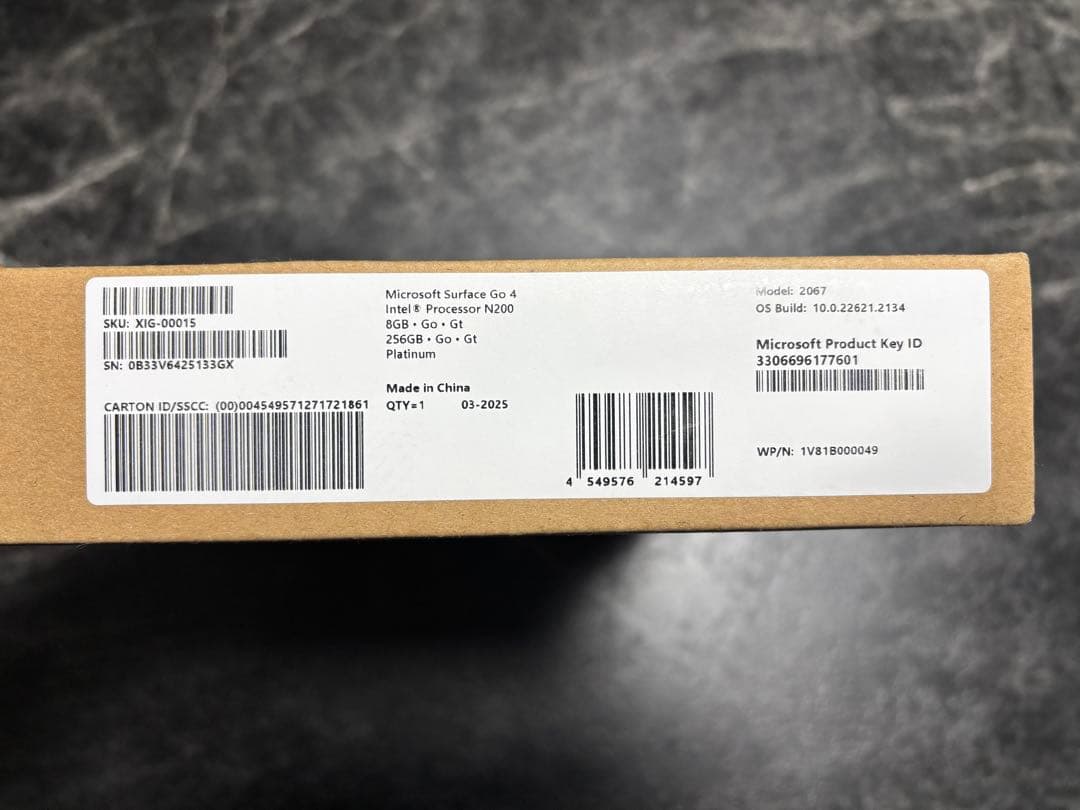 新品未使用　Surface Go 4 8GB/256GB プラチナム