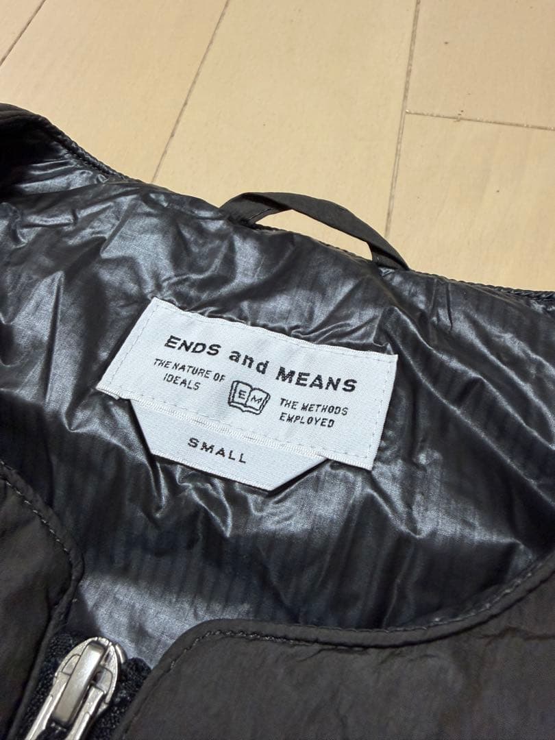 ends and means Tactical Puff Vest エンズ