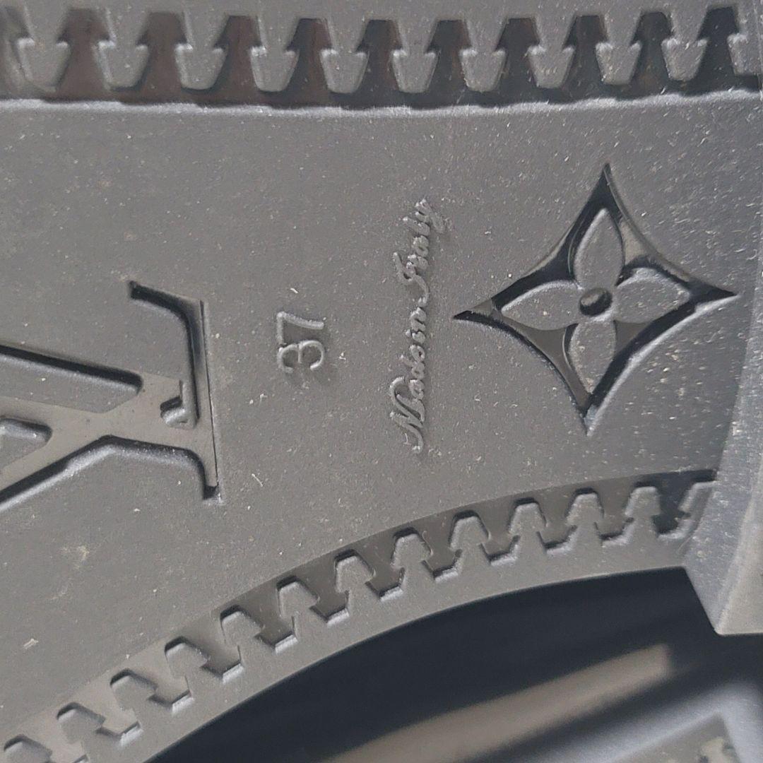 ルイヴィトン モノグラム レインブーツ ロング ラバー ドロップスライン