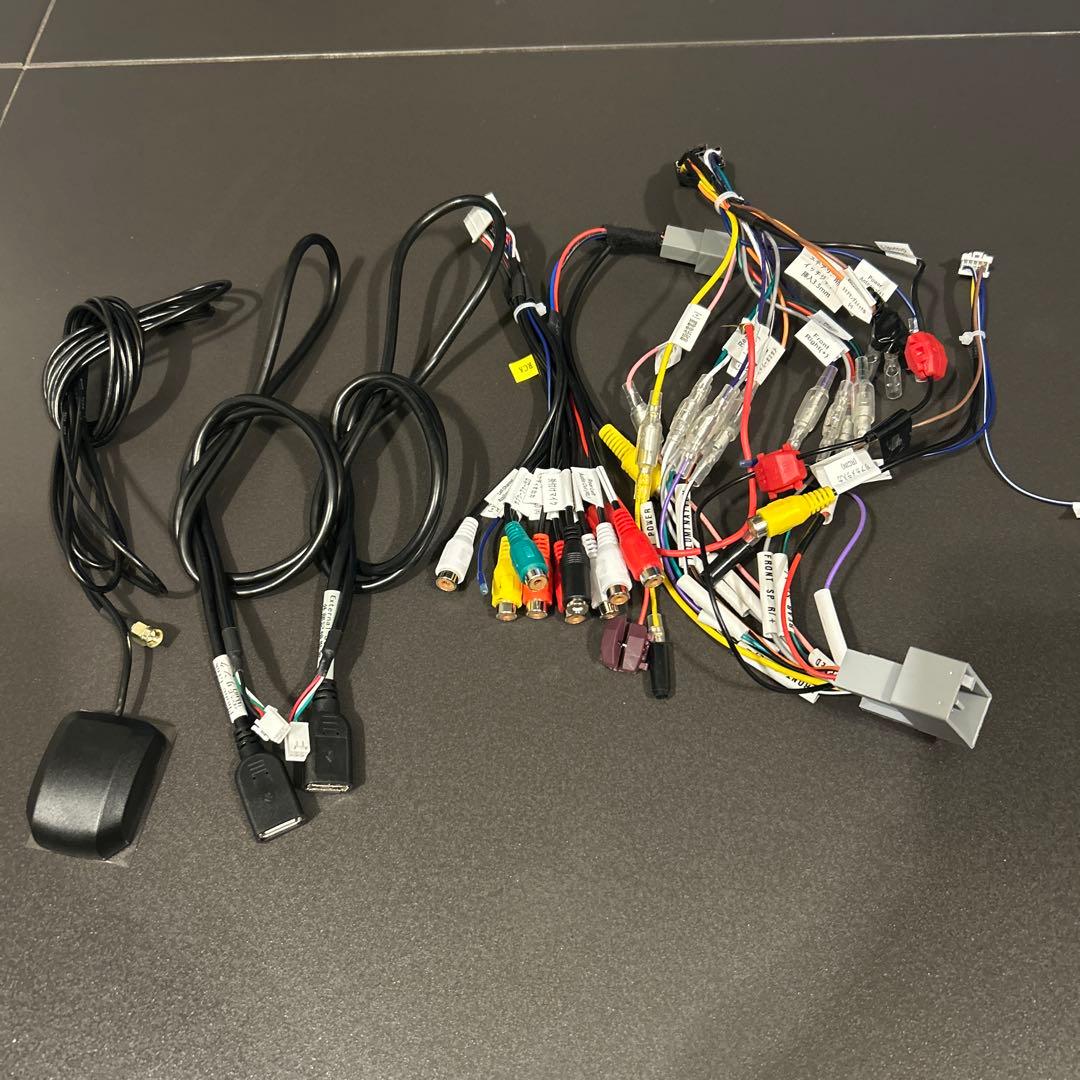 ATOTO A5L 10インチ ナビ ディスプレイオーディオ　バックカメラ付