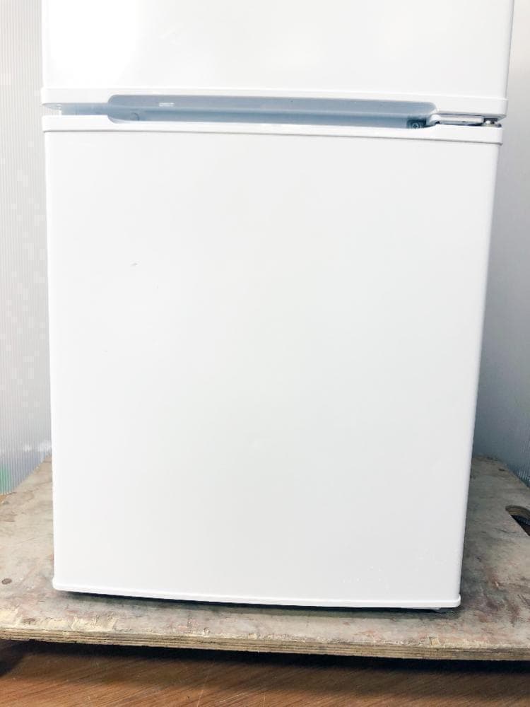 30日迄！22年製★COMFEE 90L 冷蔵庫【RCT90WH/E】