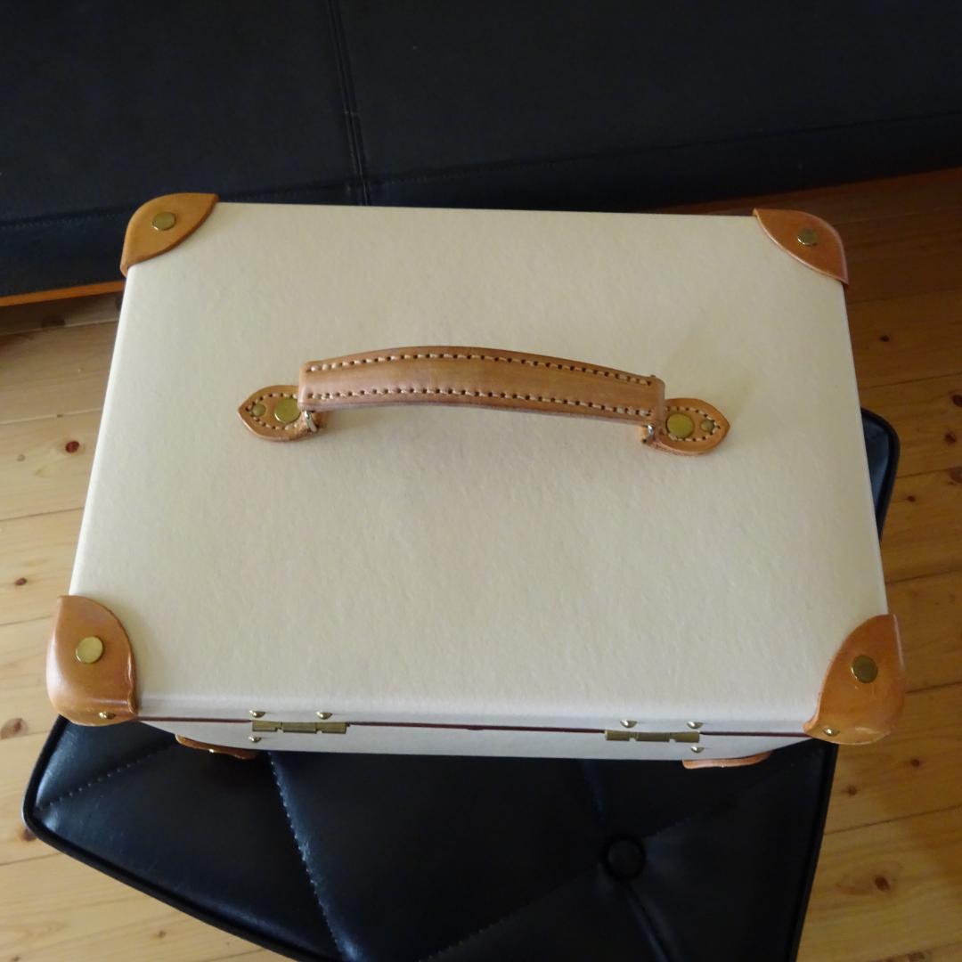 r*i様 GLOBE TROTTER グローブトロッター コスメケース13インチ