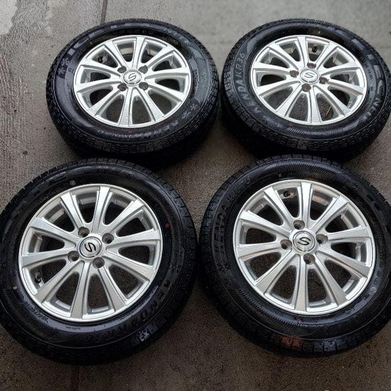 【美品】2023年式　スタッドレスタイヤホイール4本セット 165/70/R14