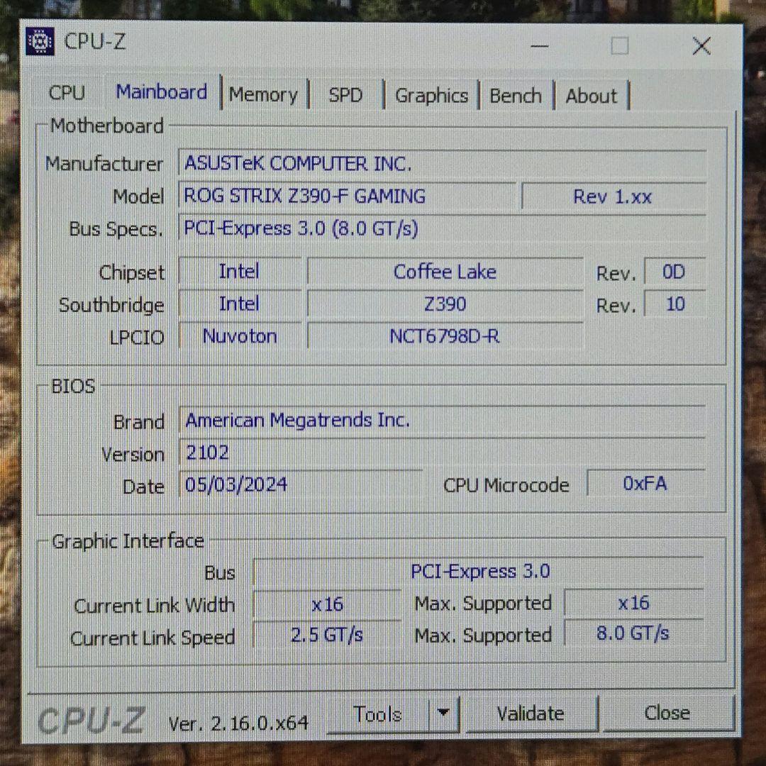 マザーボード ASUS ROG STRIX Z390-F GAMING