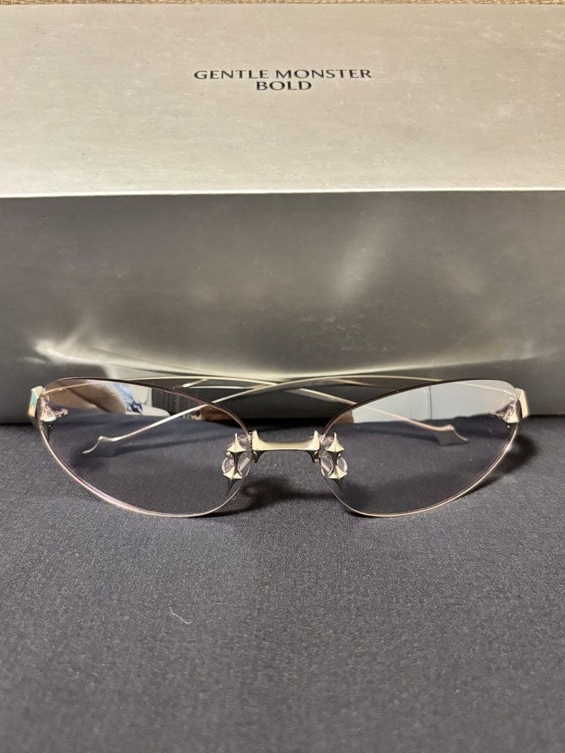 小物 GENTLE MONSTER TTA 02 (BRG)