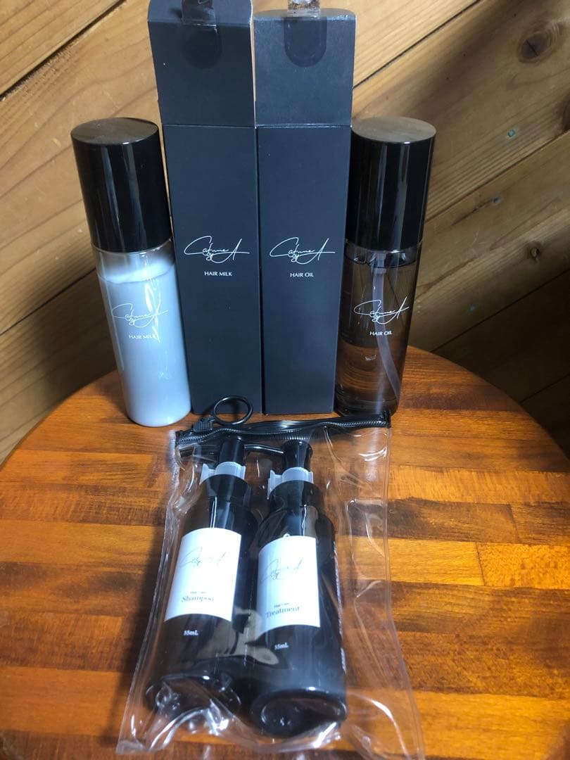カフネバイエーのヘアミルクとヘアオイルのセット ミニシャントリ