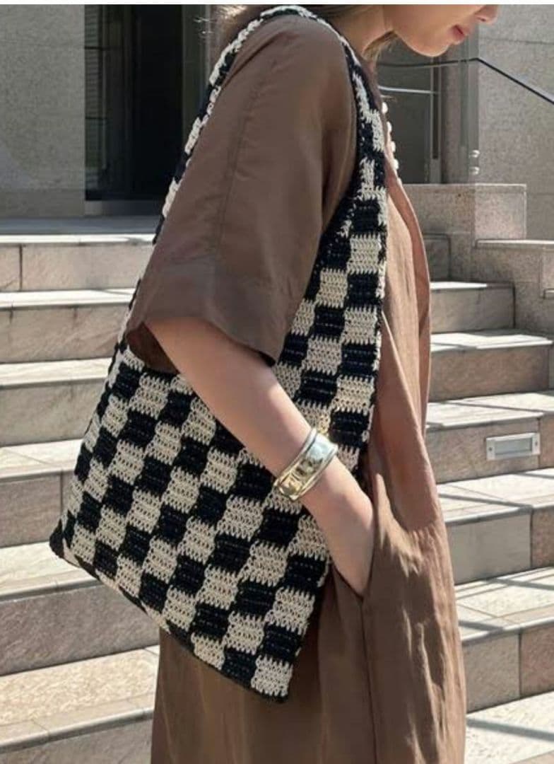 The Bagmati ザバグマティ新品値札付き❗️クロシェバック　¥13200