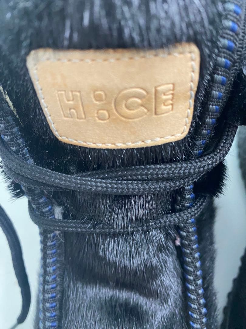 H:CEアイス イタリア スノーブーツ アザラシ 黒 スパイク