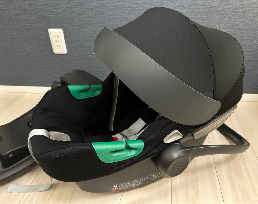 Cybex エイトンs2　チャイルドシート トラベルシステム　アダプター　ベース