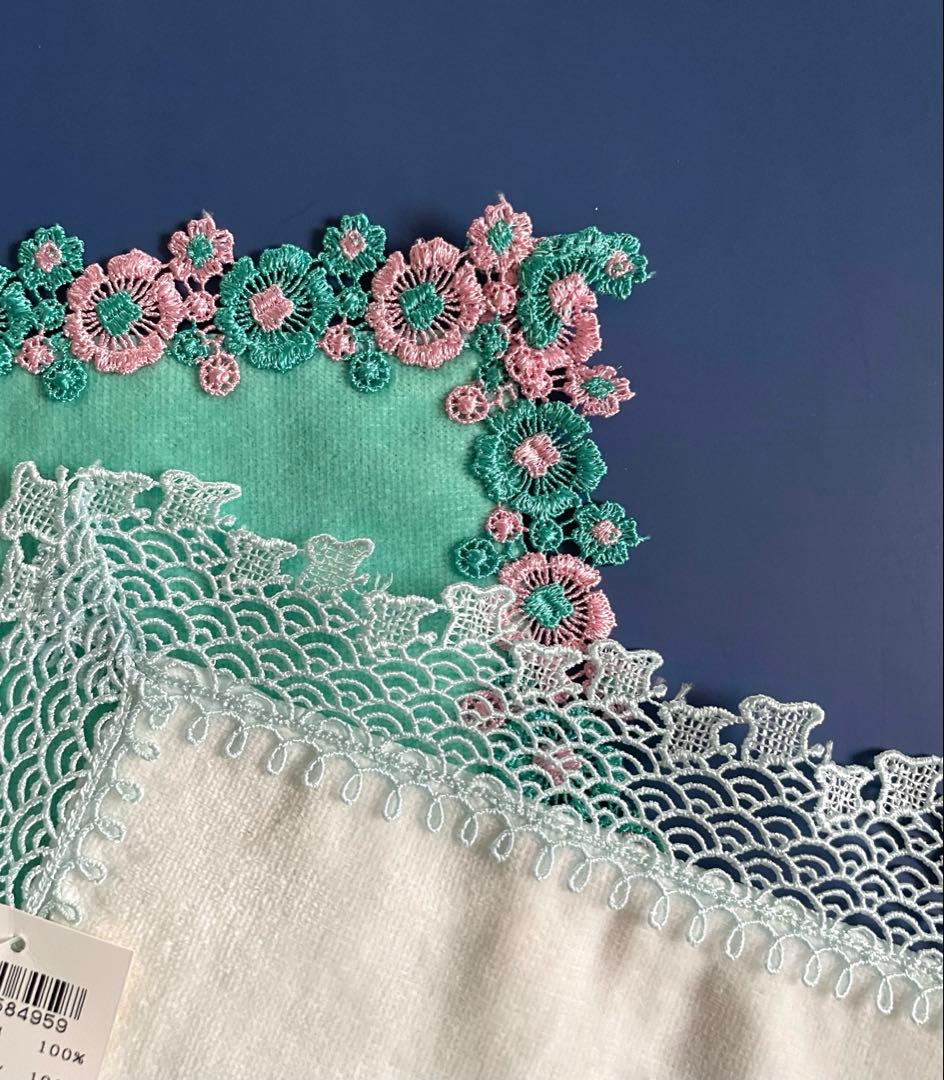 新品レア２枚set⭐️波千鳥&婦人画報別注ペチュニア⭐️近沢レースタオルハンカチ