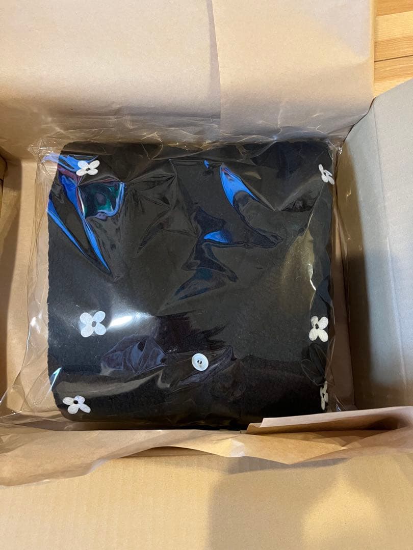 新品ジプソフィア gypsohila 花柄カーディガン　ブラック　ノベルティ付