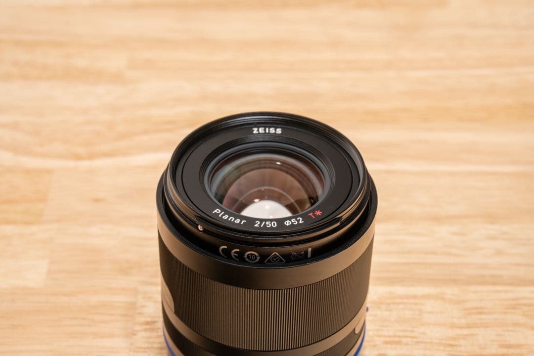 Zeiss Loxia 2/50 単焦点レンズ