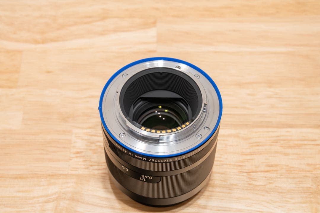 Zeiss Loxia 2/50 単焦点レンズ