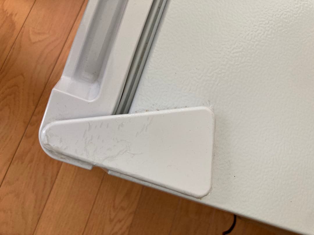 かっちゃん オーヤマ製　ホワイト冷凍庫